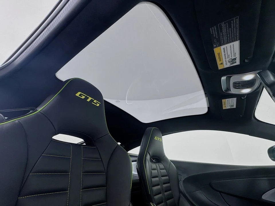 2025 McLaren GT - Image 21 of 27