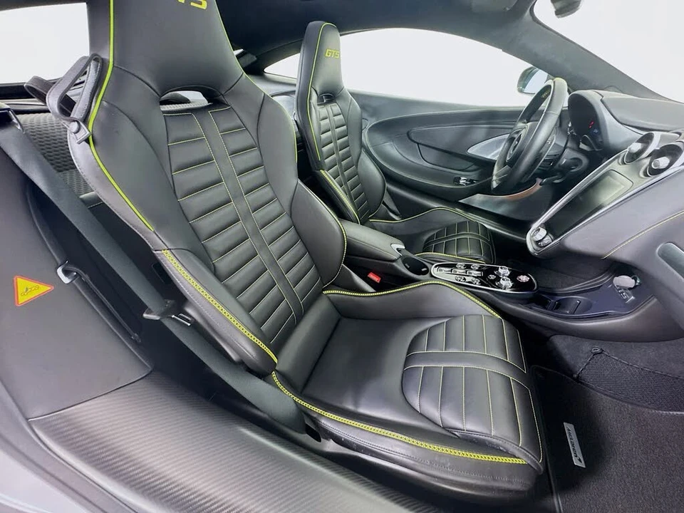 2025 McLaren GT - Image 24 of 27
