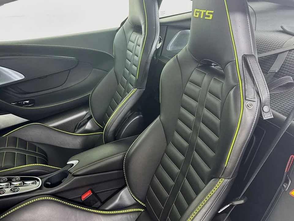 2025 McLaren GT - Image 18 of 27