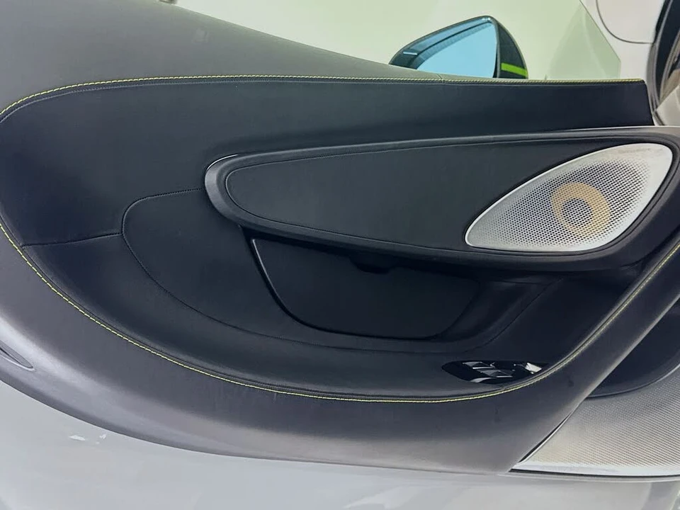 2025 McLaren GT - Image 15 of 27