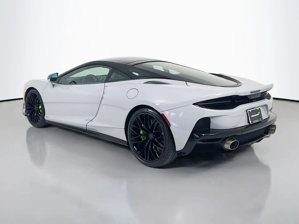 2025 McLaren GT - Image 5 of 27