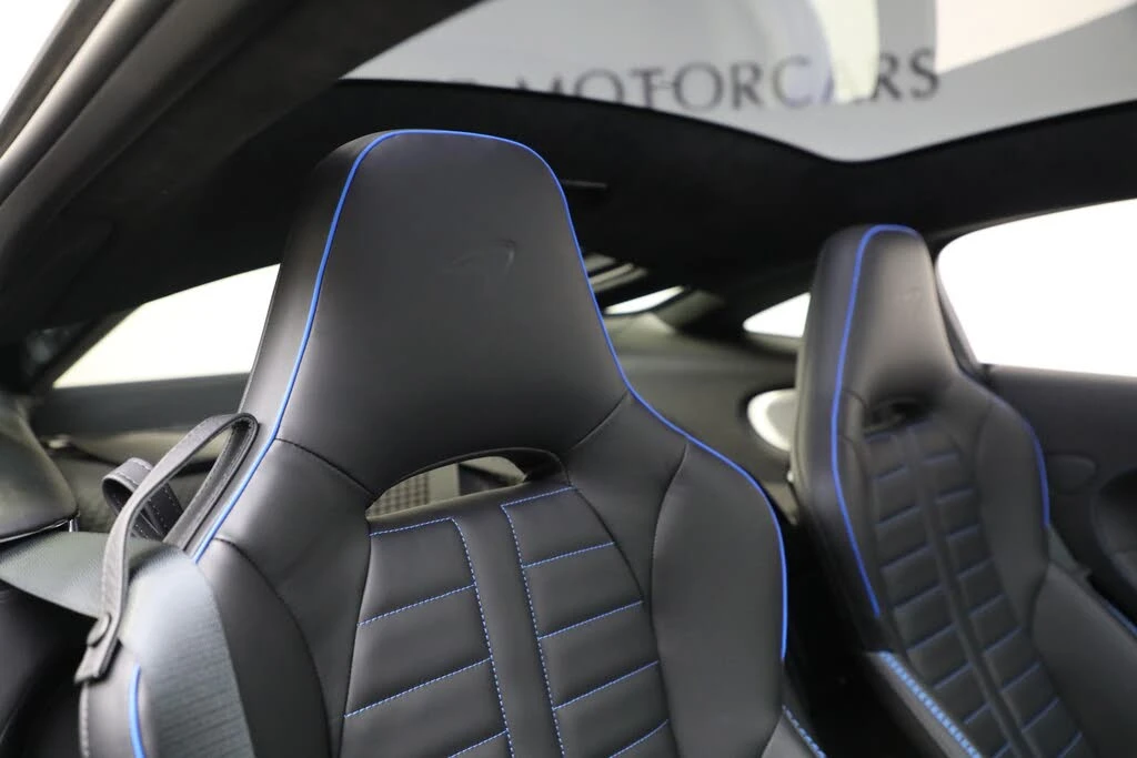 2025 McLaren GT - Image 22 of 31