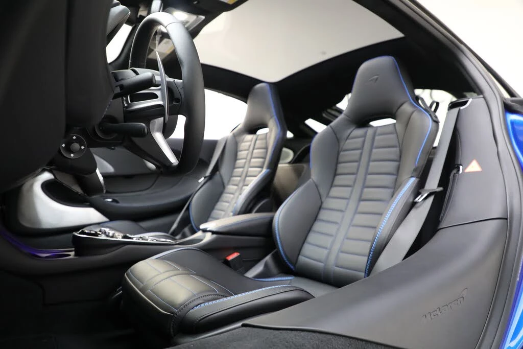 2025 McLaren GT - Image 18 of 31