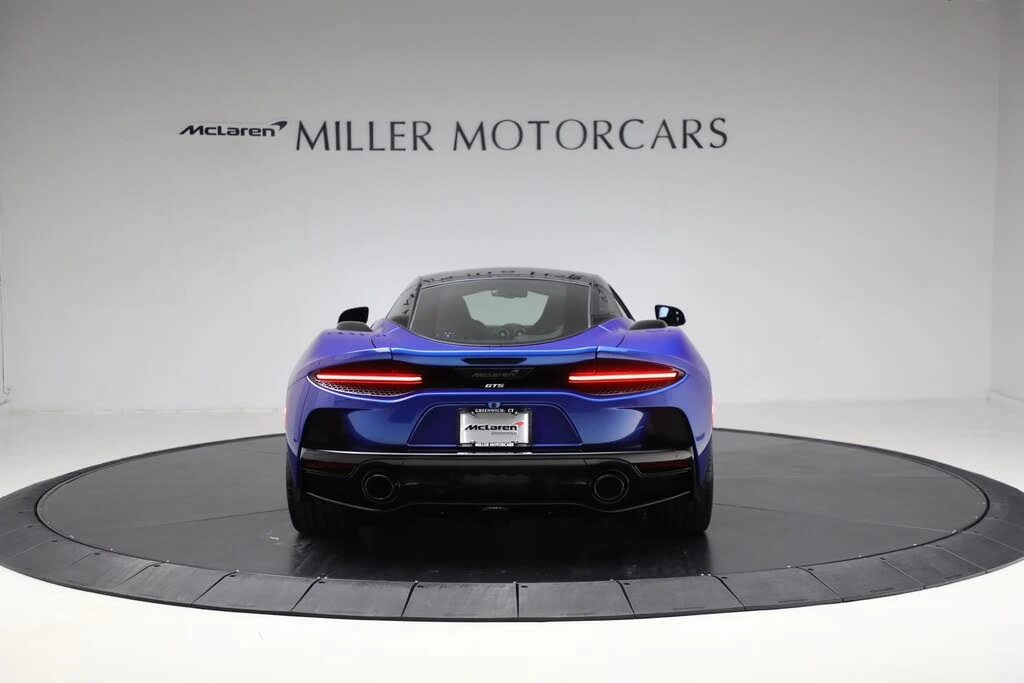 2025 McLaren GT - Image 6 of 31