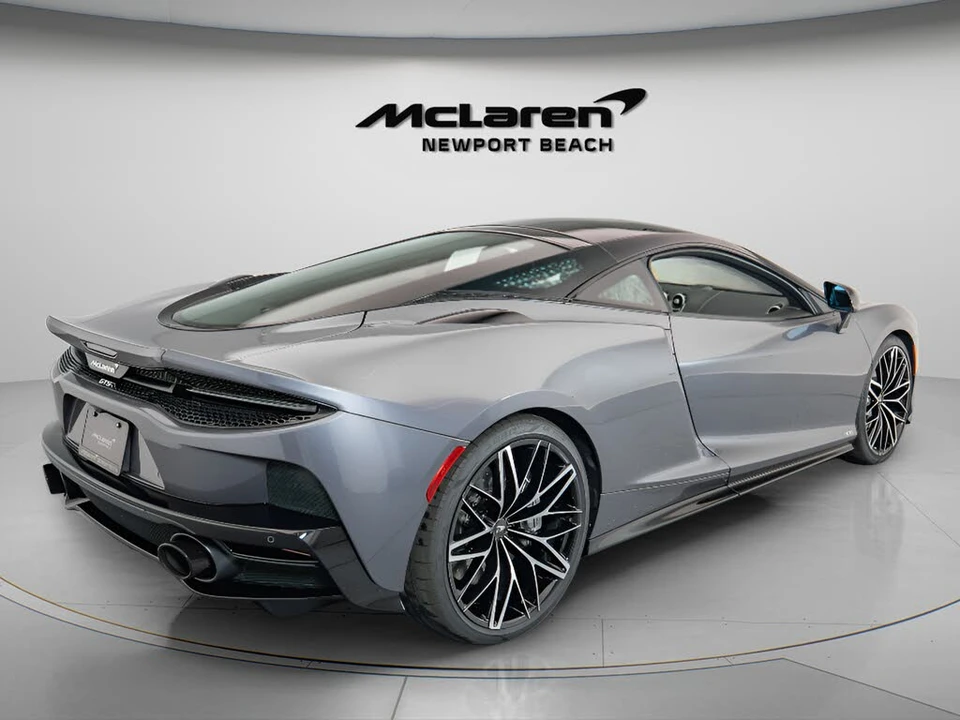 2025 McLaren GT - Image 6 of 21