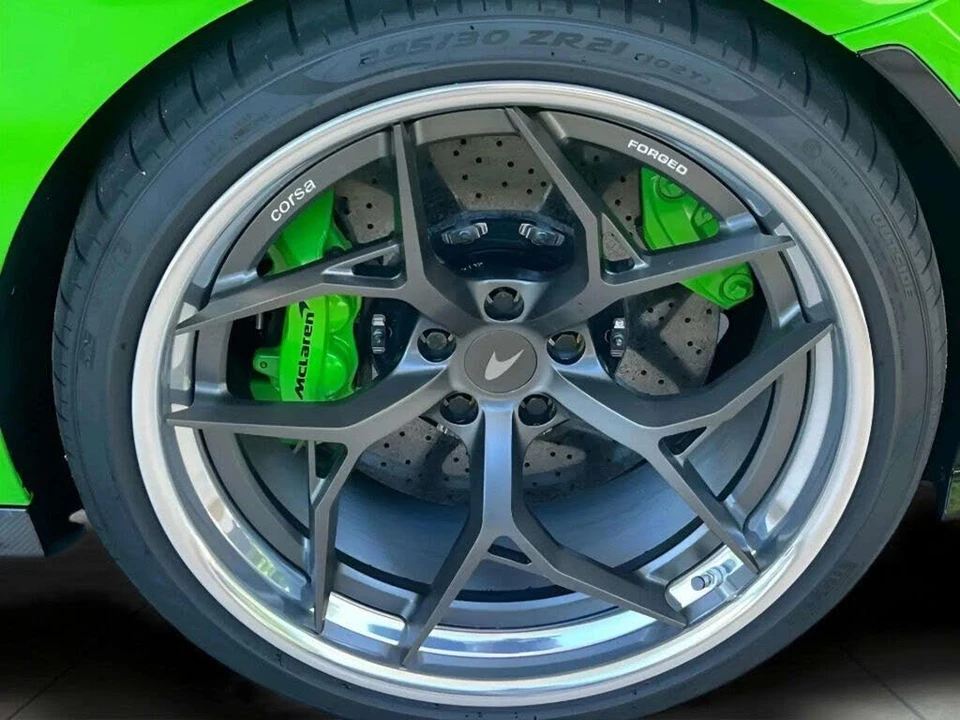 2025 McLaren GT - Image 28 of 31