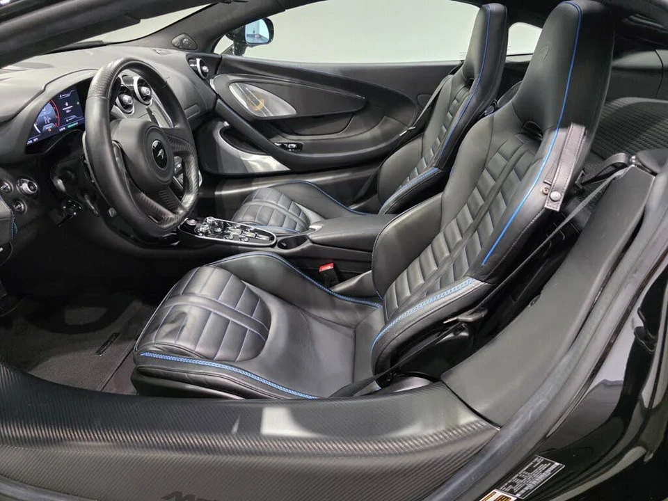 2025 McLaren GT - Image 6 of 26