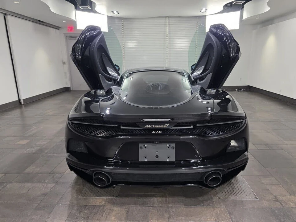 2025 McLaren GT - Image 20 of 26