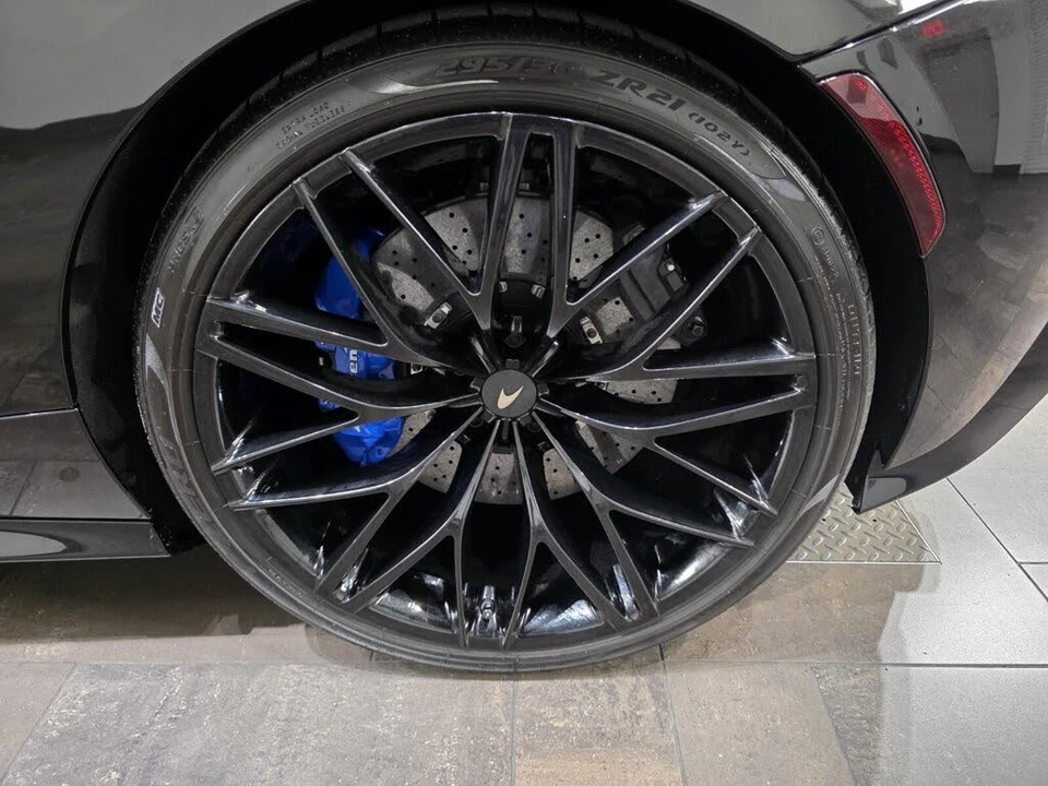 2025 McLaren GT - Image 25 of 26