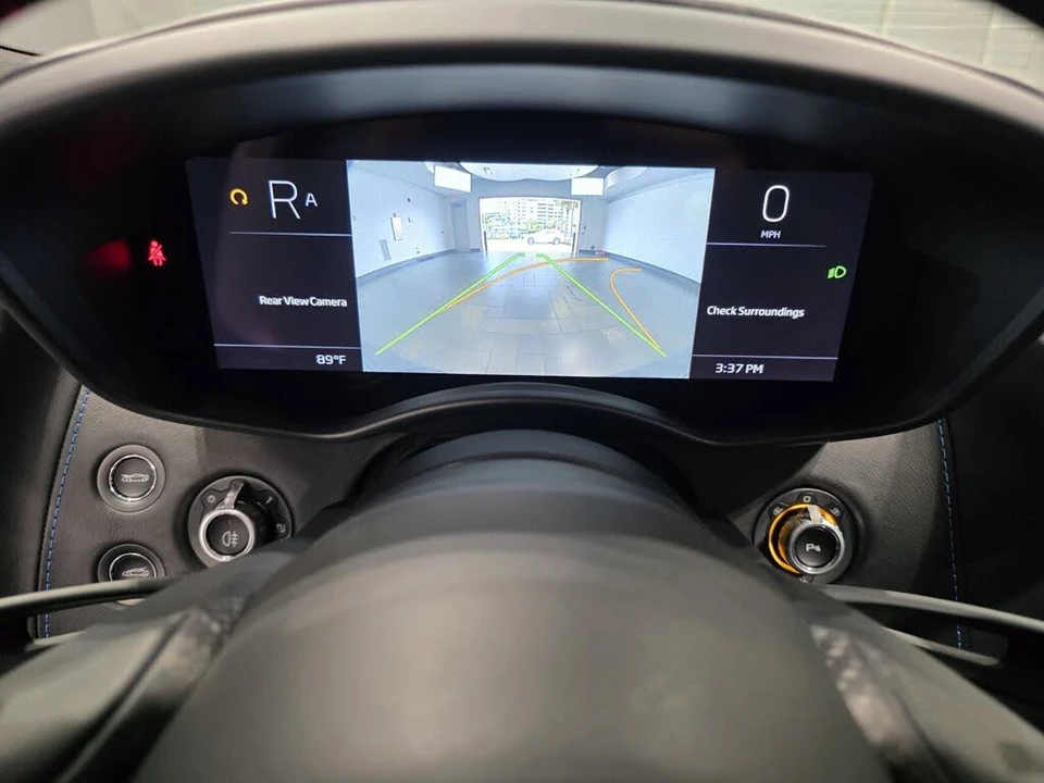 2025 McLaren GT - Image 12 of 26