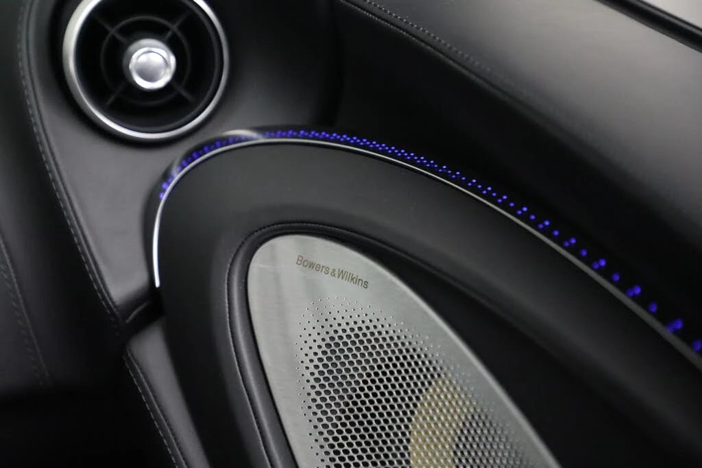 2025 McLaren GT - Image 30 of 31