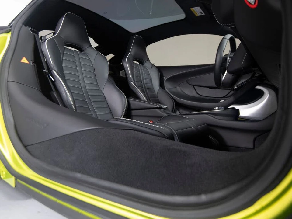 2025 McLaren GT - Image 31 of 31
