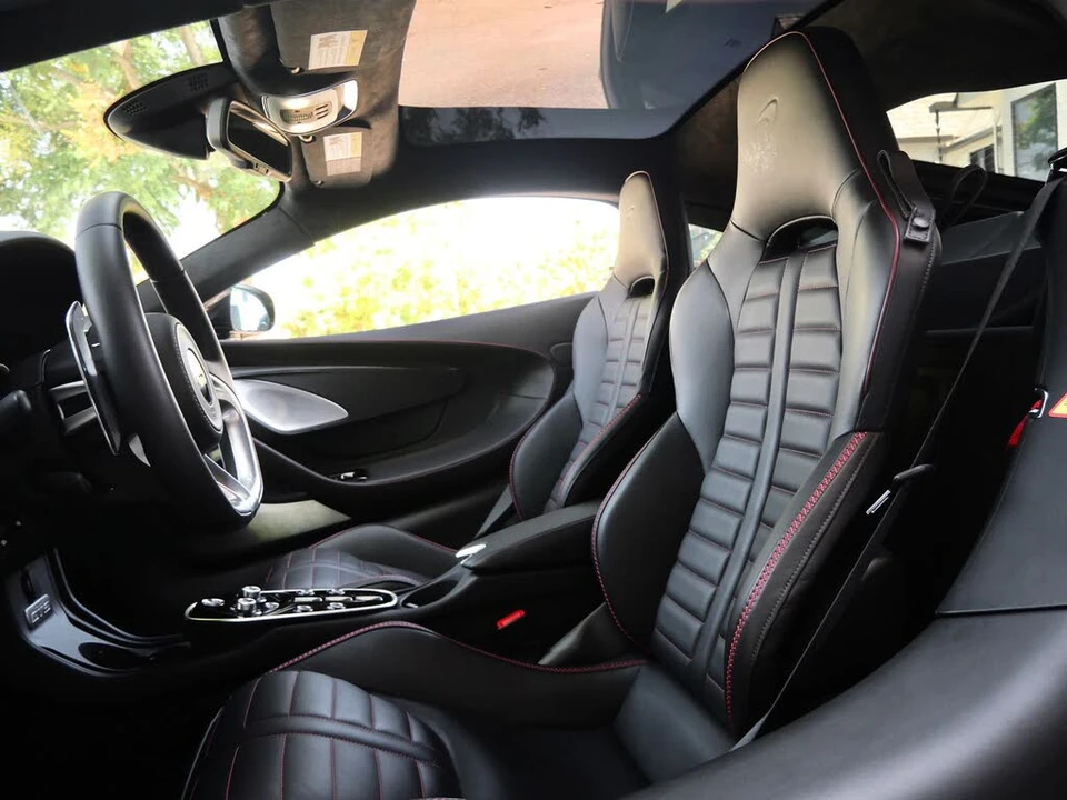 2025 McLaren GT - Image 11 of 25