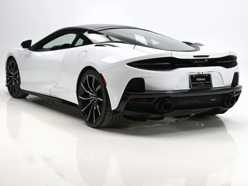 2025 McLaren GT - Image 6 of 31