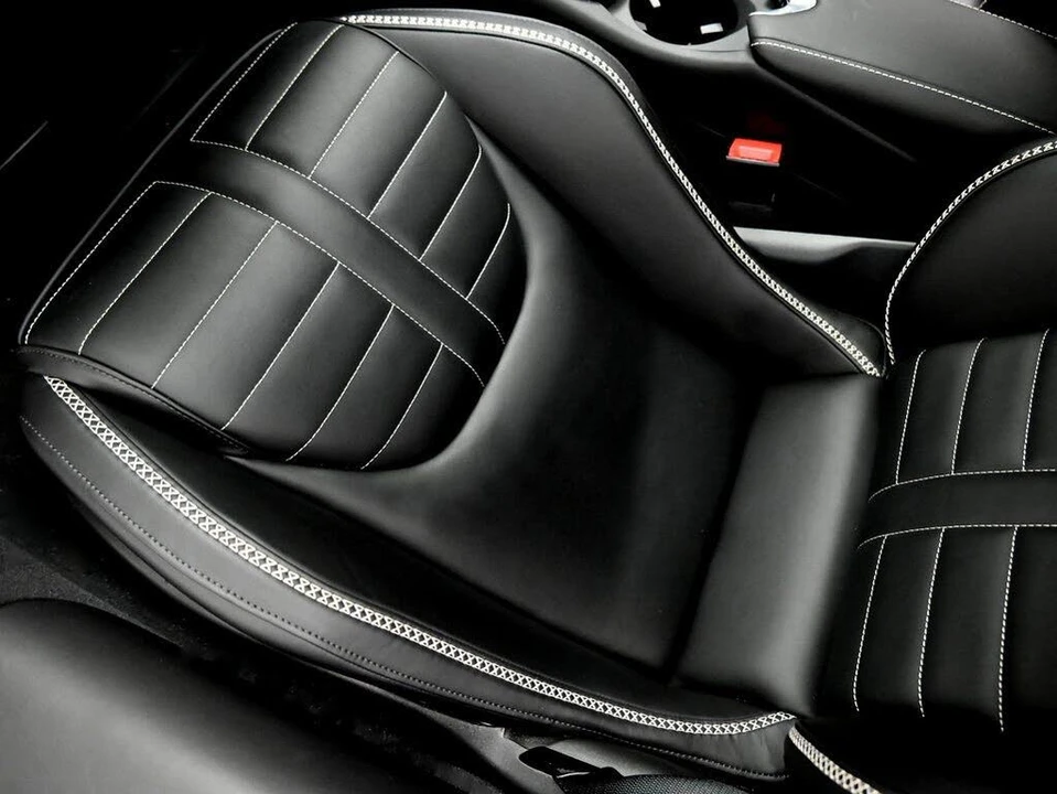 2025 McLaren GT - Image 21 of 31