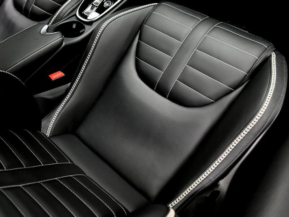 2025 McLaren GT - Image 22 of 31