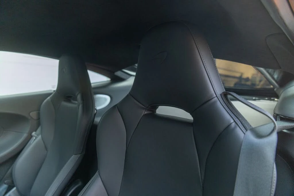2025 McLaren GT - Image 15 of 31