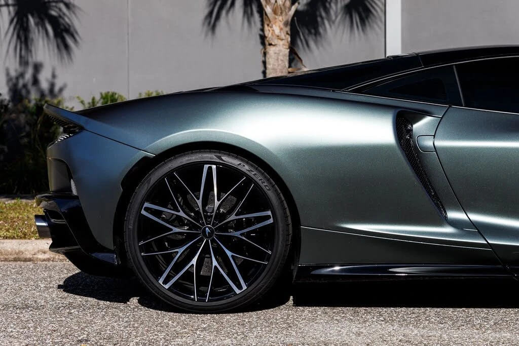 2025 McLaren GT - Image 6 of 31