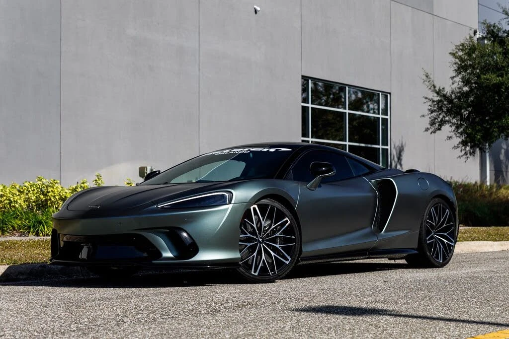 2025 McLaren GT - Image 21 of 31