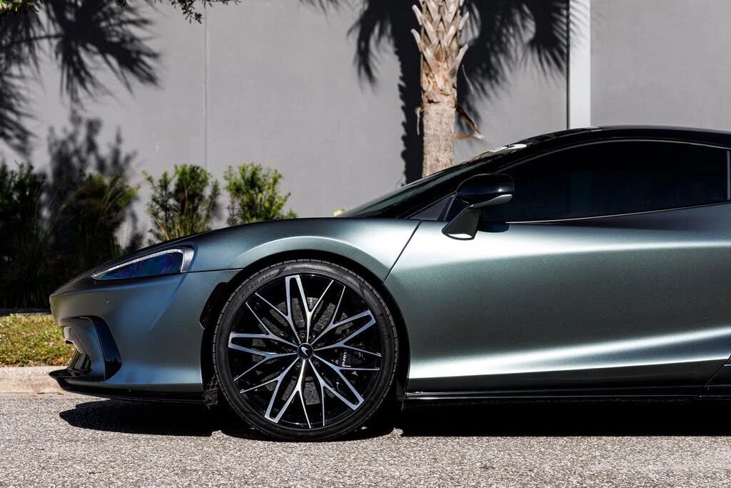 2025 McLaren GT - Image 24 of 31
