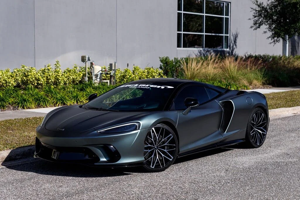 2025 McLaren GT - Image 22 of 31