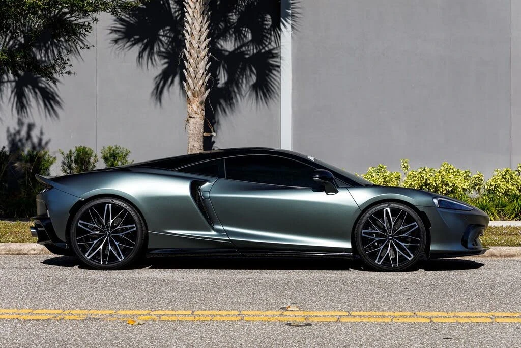 2025 McLaren GT - Image 5 of 31