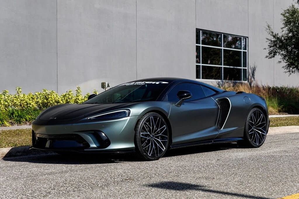 2025 McLaren GT - Image 19 of 31