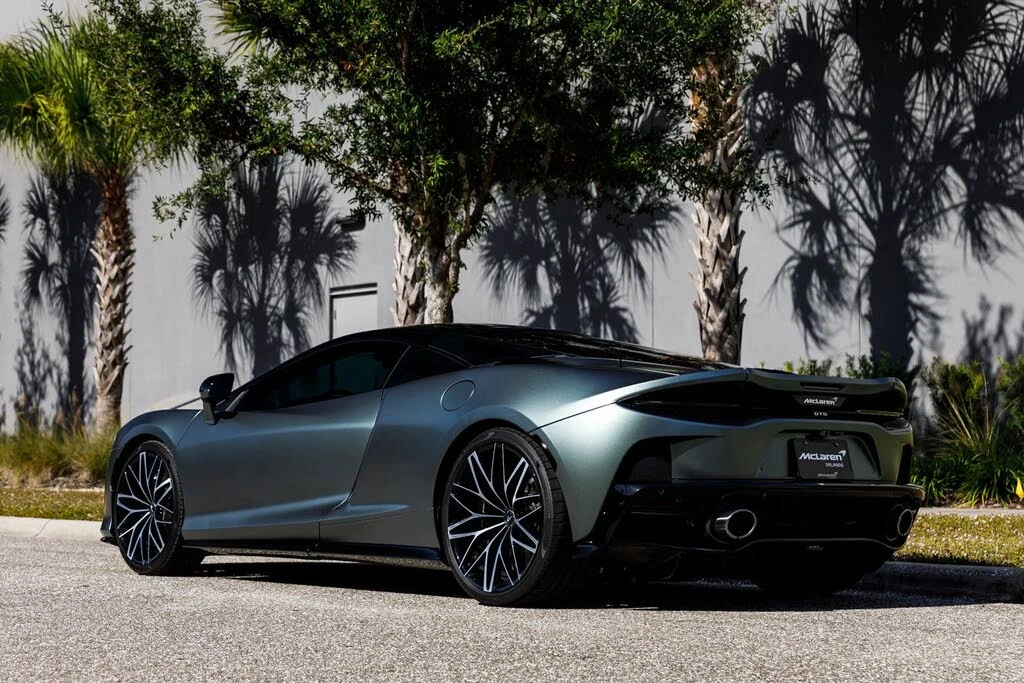 2025 McLaren GT - Image 29 of 31