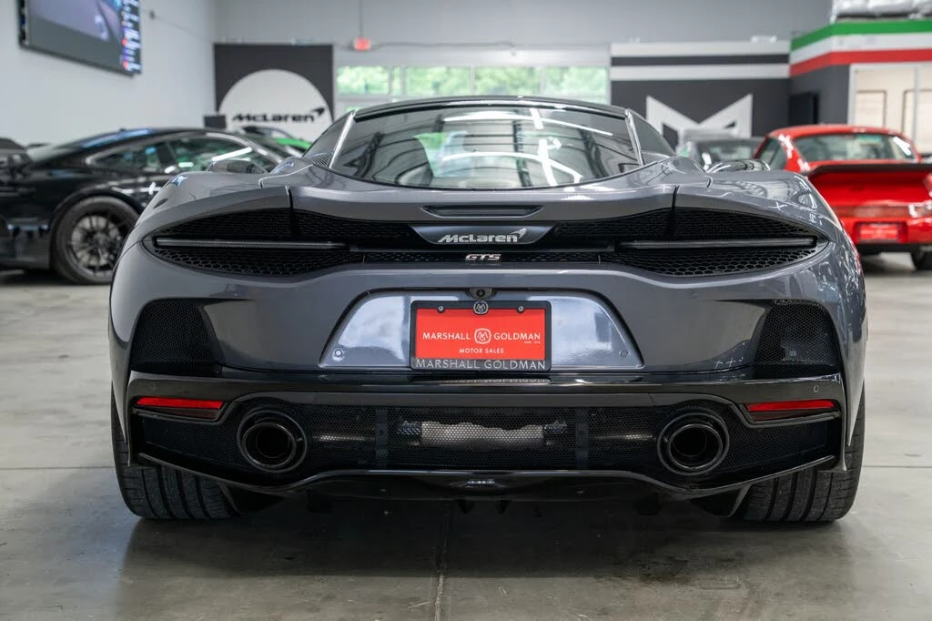 2025 McLaren GT - Image 7 of 31