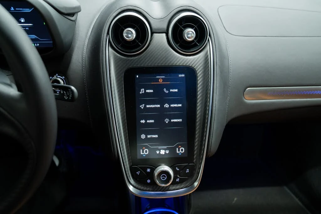 2025 McLaren GT - Image 22 of 31