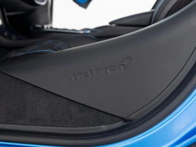 2025 McLaren GT - Image 15 of 31