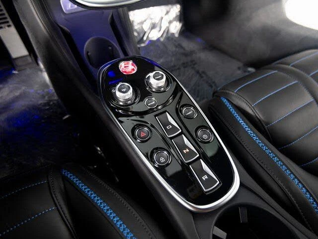 2025 McLaren GT - Image 23 of 31