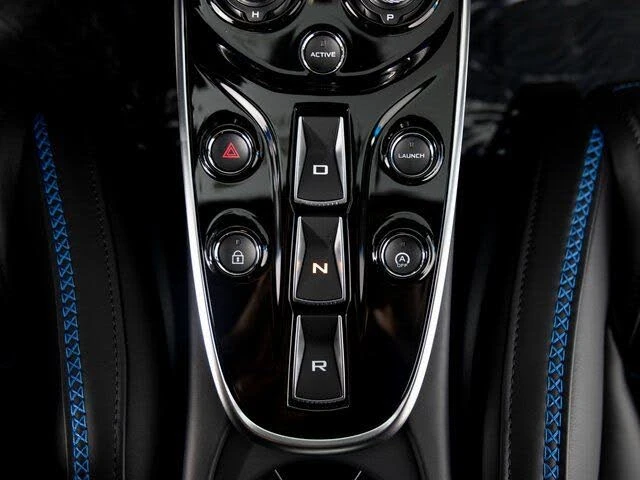 2025 McLaren GT - Image 21 of 31