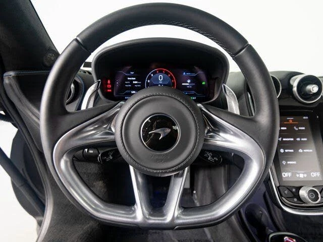 2025 McLaren GT - Image 16 of 31