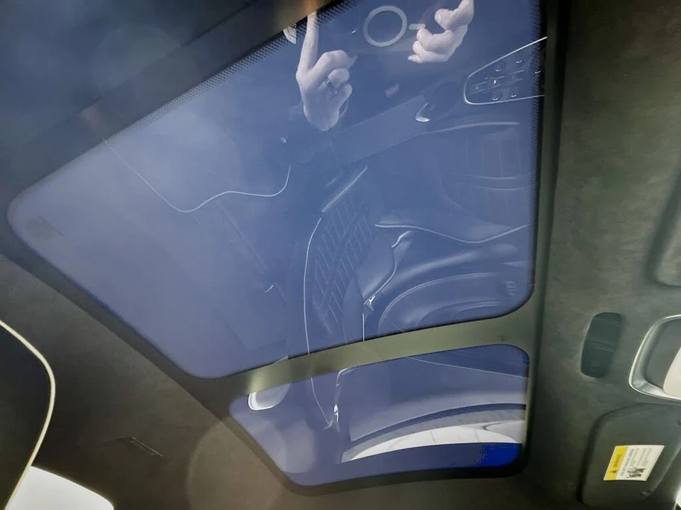 2025 McLaren GT - Image 21 of 25