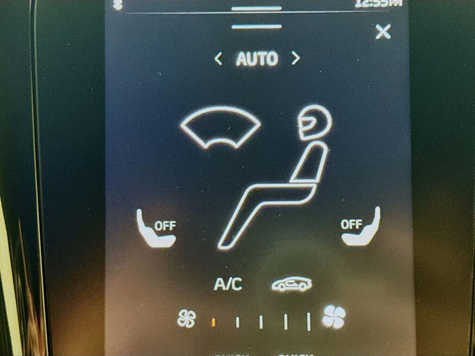 2025 McLaren GT - Image 19 of 25