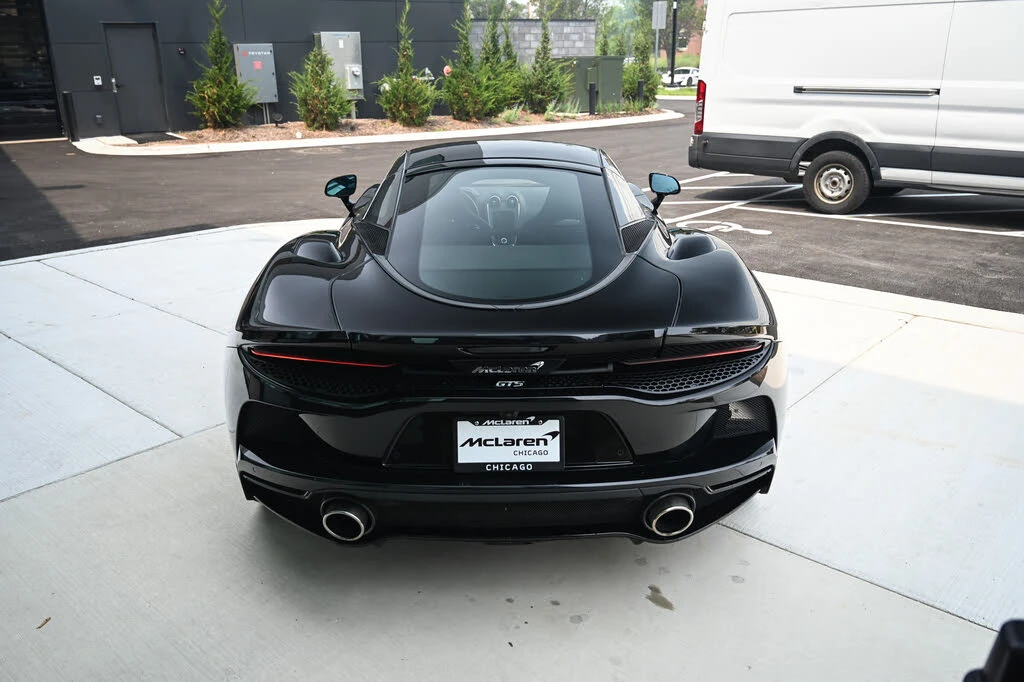 2025 McLaren GT - Image 11 of 29