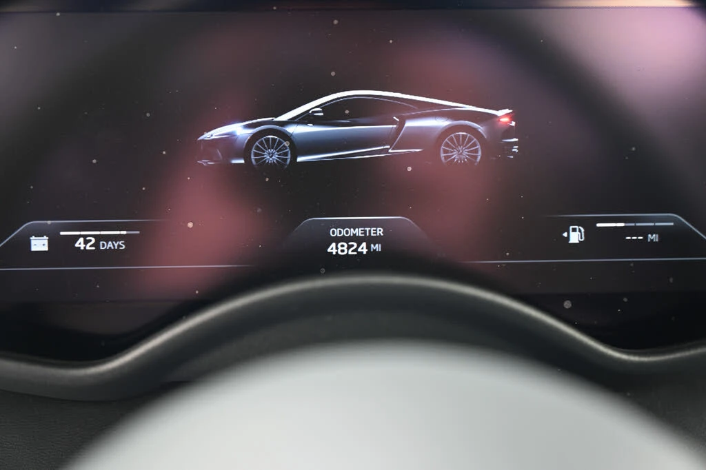 2025 McLaren GT - Image 20 of 29