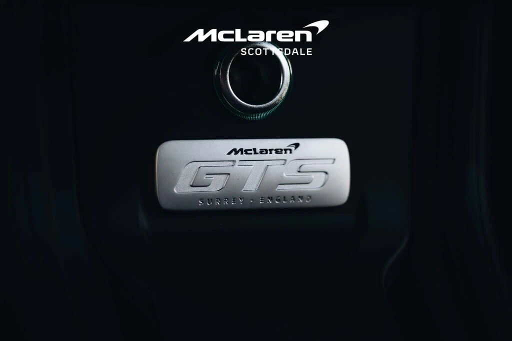 2025 McLaren GT - Image 23 of 31
