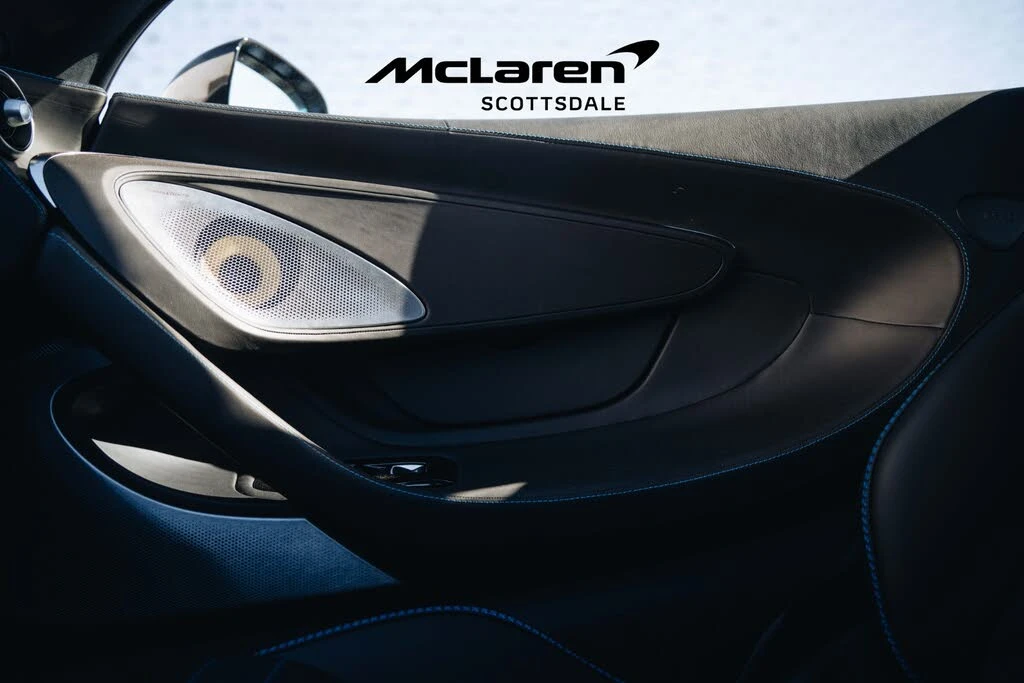 2025 McLaren GT - Image 27 of 31