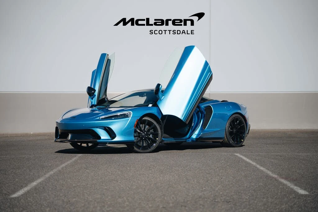 2025 McLaren GT - Image 2 of 31