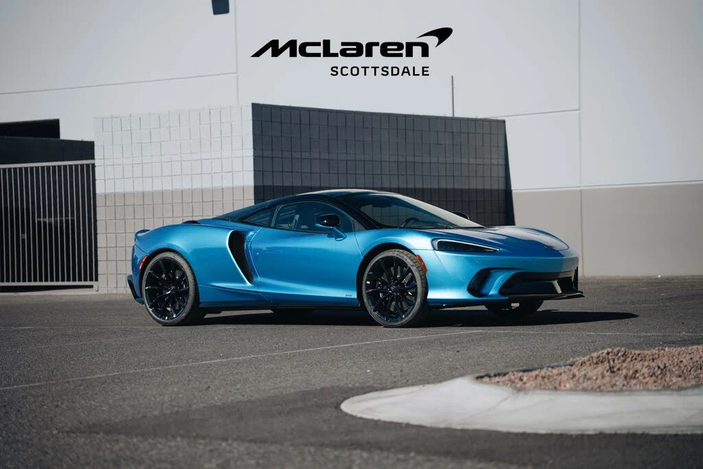 2025 McLaren GT - Image 12 of 31