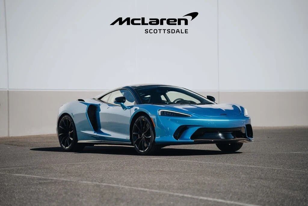 2025 McLaren GT - Image 13 of 31