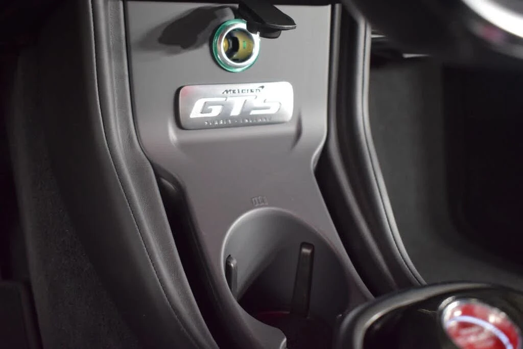 2025 McLaren GT - Image 24 of 31