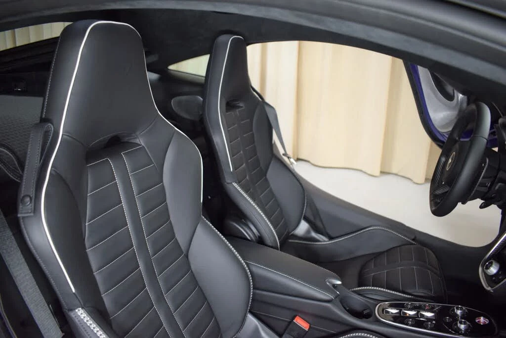 2025 McLaren GT - Image 14 of 31