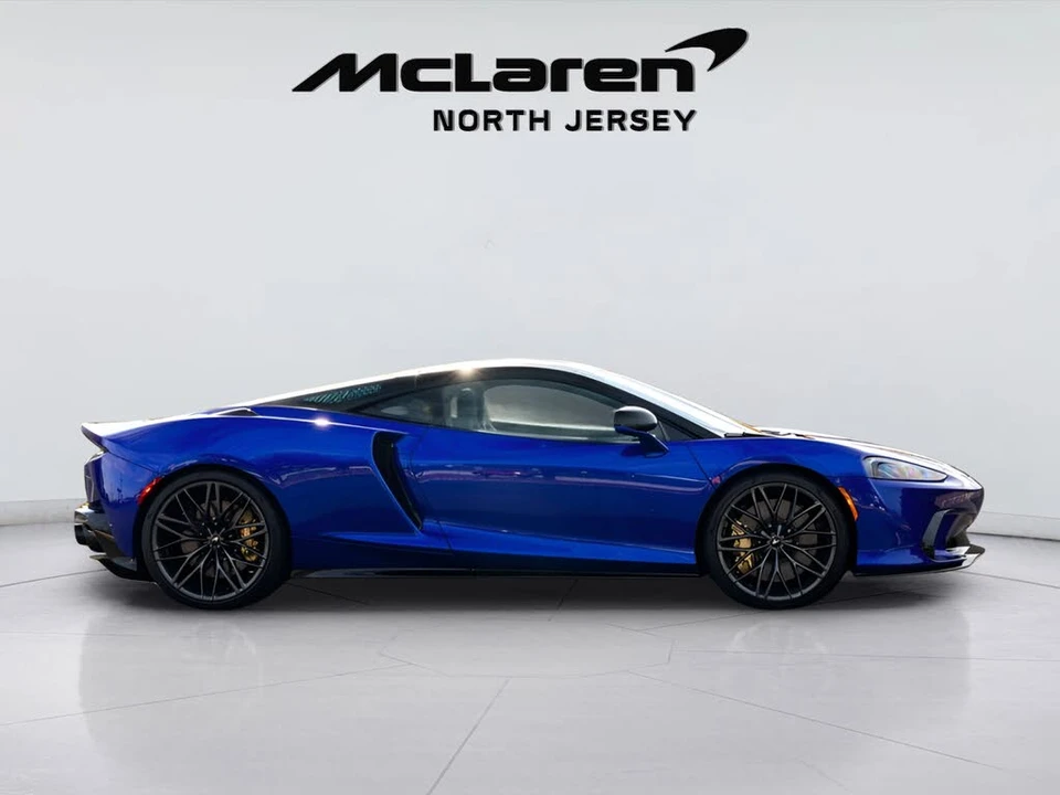 2025 McLaren GT - Image 11 of 31