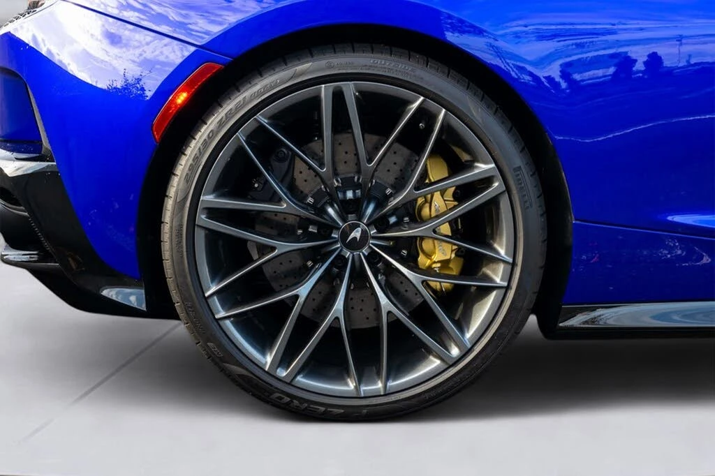 2025 McLaren GT - Image 31 of 31