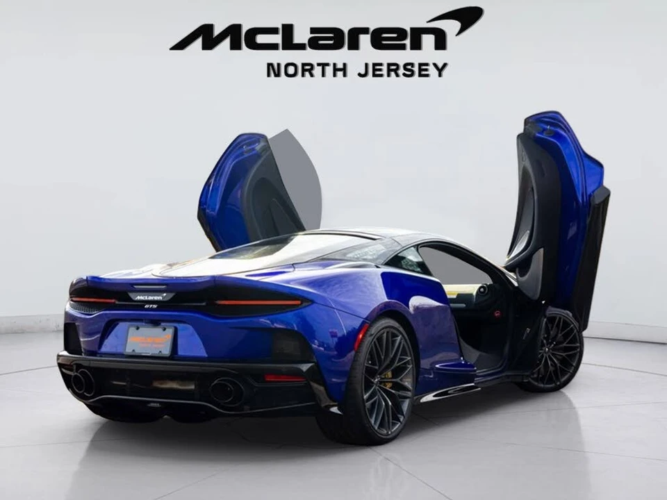 2025 McLaren GT - Image 10 of 31