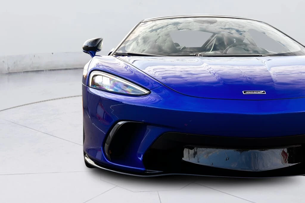 2025 McLaren GT - Image 17 of 31