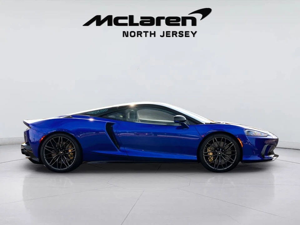 2025 McLaren GT - Image 11 of 31
